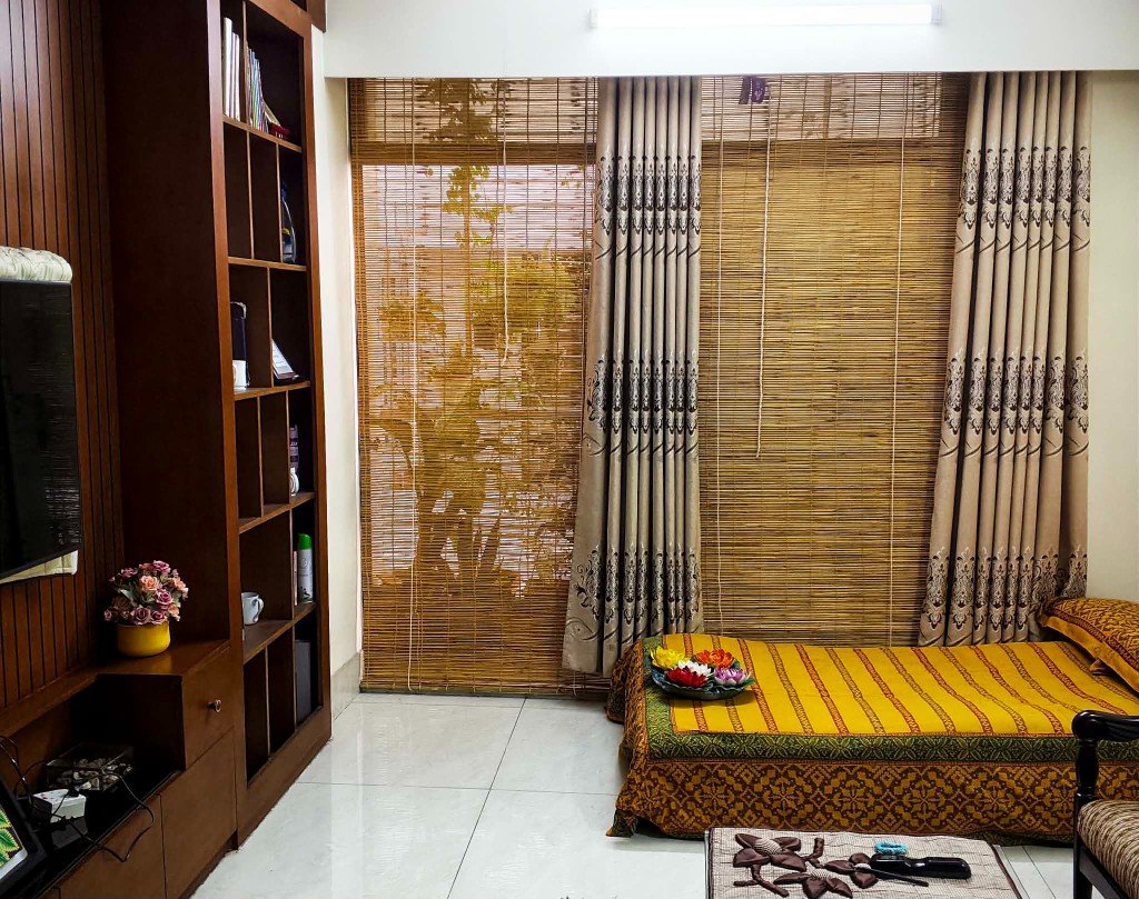Beranggo bamboo blinds in home interior
